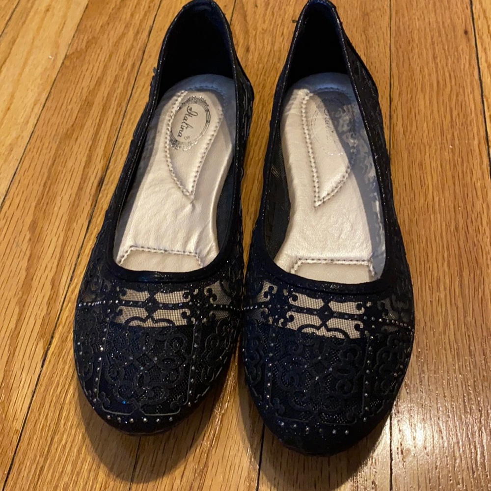 Black flats